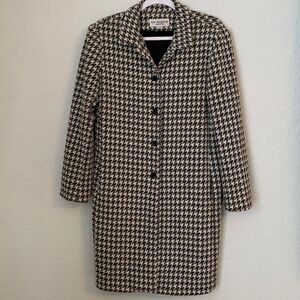 LEW MAGRAM Woman’s Outerwear Size 14